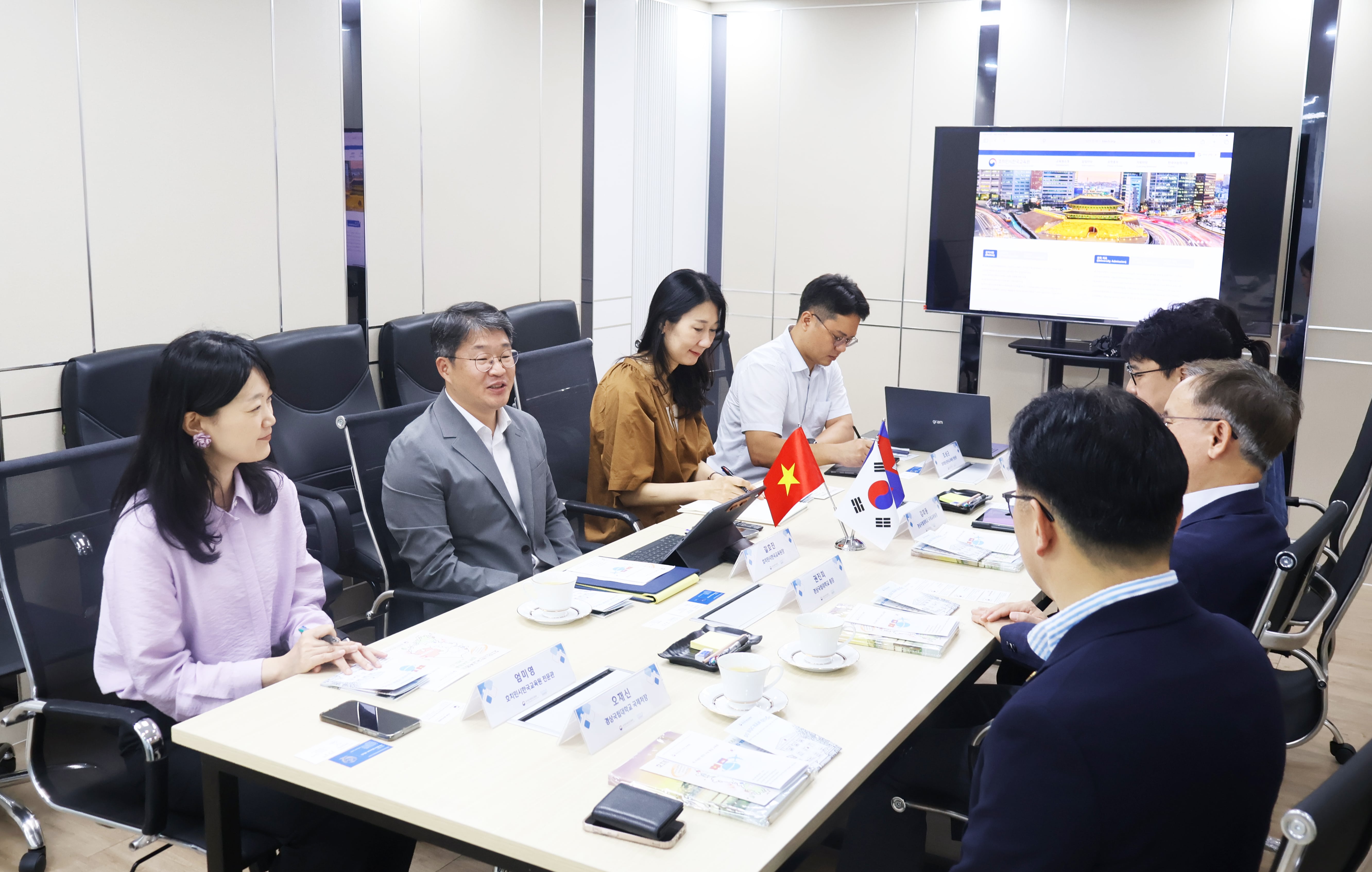 (25.4.24.) 경상국립대 방문